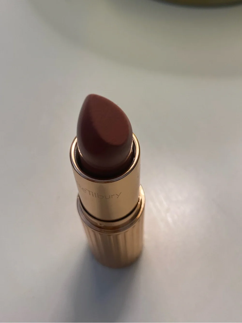 Charlotte Tilbury K.I.S.S.I.N.G. Lipstick-Runway Royalty-NWOB